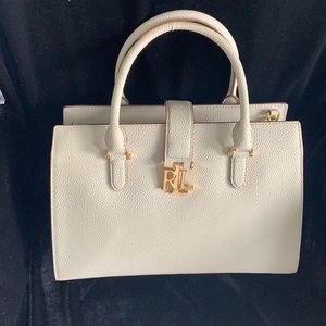 NWOT Ralph Lauren Carrington Brigitte, medium
